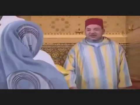 بالفيديو لن تصدق ماذا اهدت هذه النساء للملك محمد السادس