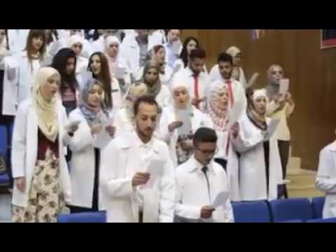 أغنية من حفل تخرج تشعل مواقع التواصل الاجتماعي