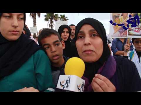 شاهد أم تناشد المسؤولين بتوظيف ابنتها في مجال التعليم