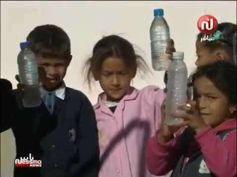 شاهد وضع التلاميذ المزري في الفصول