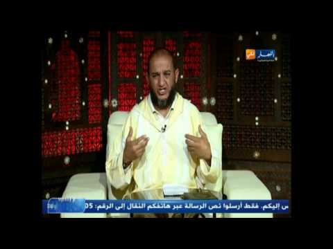 الشيخ حمو يؤكّد عدم جواز قراءة القرآن خلال العمل