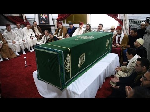 تشييع شيخ الزاوية القادرية البودشيشية في المغرب