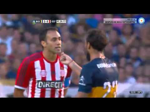 بالفيديو المشاغب أوزفالدو يحتقر خصمه في لقاء صعب