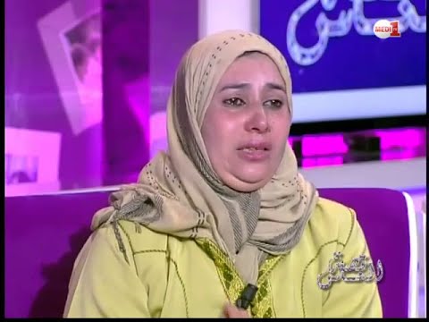 بالفيديو  زوجها هرب مع صديقتها وتسبب لها في الفقر والمعاناة