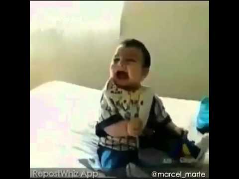 موقف محرج لفتاة حسناء